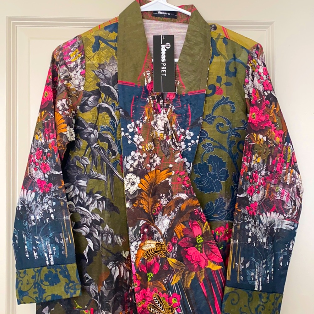 Eastern wrap top